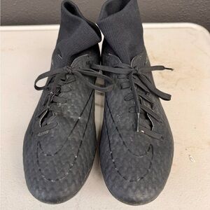 Nike Black Hypervenom Soccer Cleats